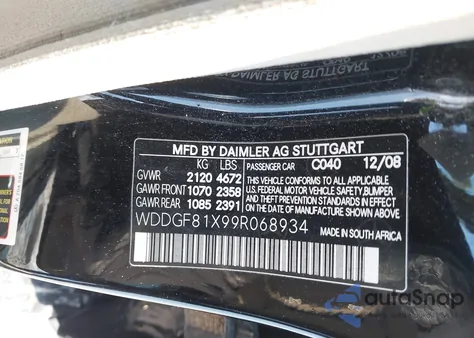 2009 Mercedes-Benz C 300 Luxury 4Matic из США, поврежденный, VIN WDDGF81X99R068934